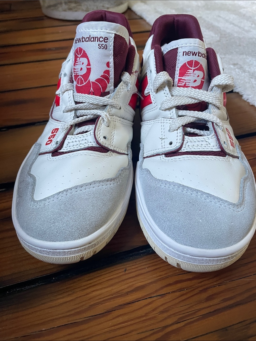 New Balance 550 Sea Salt Grey/True Red Men's Size 7 - Picture 2 of 5